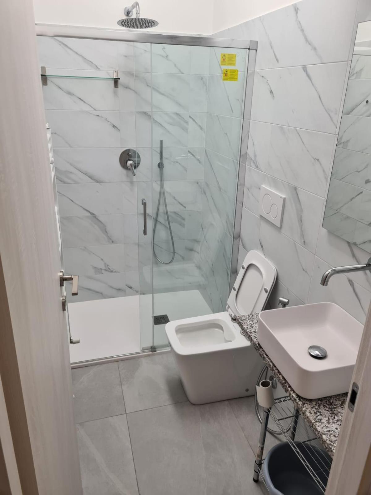 Arcobaleno By Dimora Chic Hotel Novara Luaran gambar
